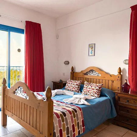 Azzurro Holiday Ifaistos By Sanders Villa Peyia